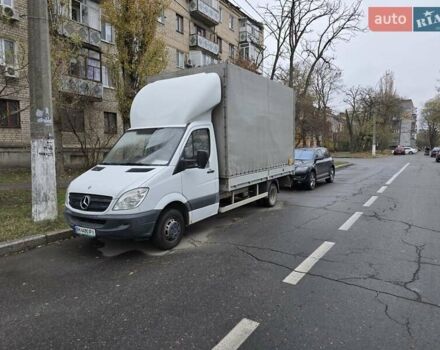 Белый Мерседес Sprinter, объемом двигателя 2.2 л и пробегом 110 тыс. км за 17600 $, фото 8 на Automoto.ua
