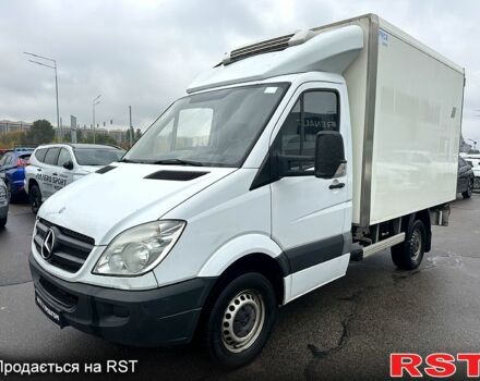 Мерседес Sprinter 2011 у Києві на Automoto.ua Білий Мерседес Sprinter, об'ємом двигуна 2.1 л та пробігом 302 тис. км за 15682 $, фото 2 на Automoto.ua