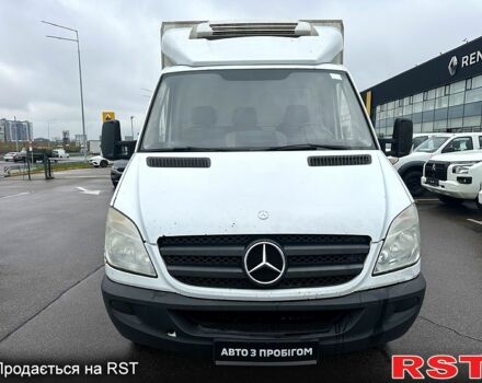 Мерседес Sprinter 2011 у Києві на Automoto.ua Білий Мерседес Sprinter, об'ємом двигуна 2.1 л та пробігом 302 тис. км за 15682 $, фото 1 на Automoto.ua
