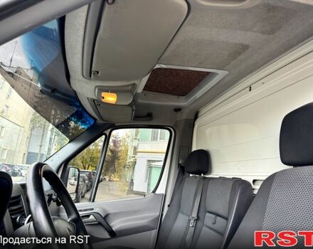 Белый Мерседес Sprinter, объемом двигателя 2.2 л и пробегом 305 тыс. км за 14900 $, фото 8 на Automoto.ua