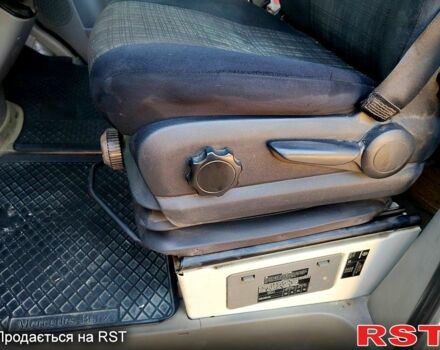 Белый Мерседес Sprinter, объемом двигателя 2.1 л и пробегом 329 тыс. км за 16500 $, фото 2 на Automoto.ua