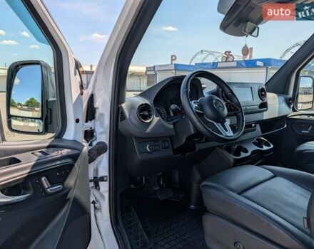 Білий Мерседес Sprinter, об'ємом двигуна 2.99 л та пробігом 76 тис. км за 45500 $, фото 7 на Automoto.ua