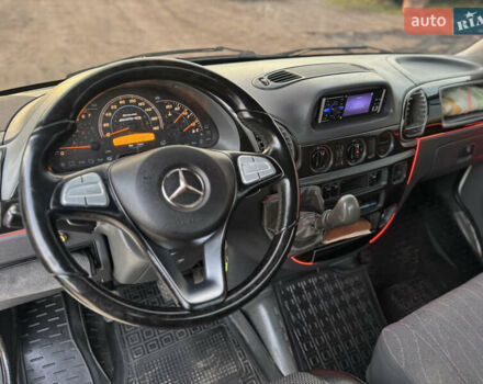 Белый Мерседес Sprinter, объемом двигателя 2.15 л и пробегом 290 тыс. км за 12500 $, фото 11 на Automoto.ua