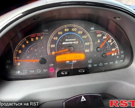 Белый Мерседес Sprinter, объемом двигателя 2.2 л и пробегом 322 тыс. км за 11500 $, фото 12 на Automoto.ua