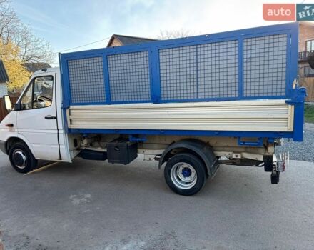Белый Мерседес Sprinter, объемом двигателя 0 л и пробегом 470 тыс. км за 20000 $, фото 2 на Automoto.ua