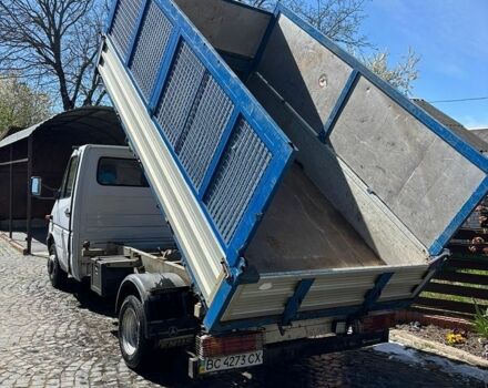 Белый Мерседес Sprinter, объемом двигателя 0 л и пробегом 470 тыс. км за 20000 $, фото 5 на Automoto.ua
