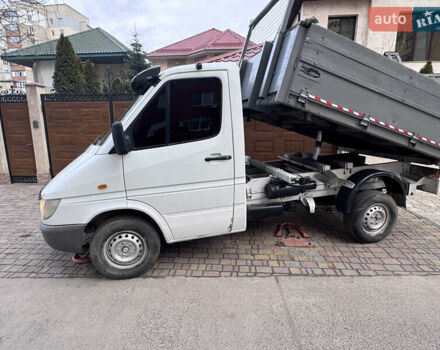 Белый Мерседес Sprinter, объемом двигателя 2.15 л и пробегом 322 тыс. км за 11500 $, фото 12 на Automoto.ua