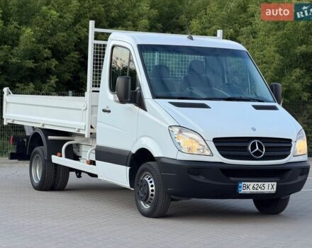 Белый Мерседес Sprinter, объемом двигателя 2.2 л и пробегом 374 тыс. км за 26000 $, фото 3 на Automoto.ua