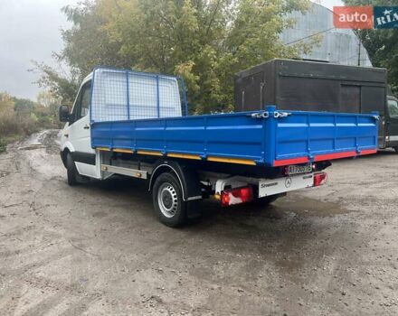 Белый Мерседес Sprinter, объемом двигателя 2.14 л и пробегом 400 тыс. км за 16920 $, фото 10 на Automoto.ua
