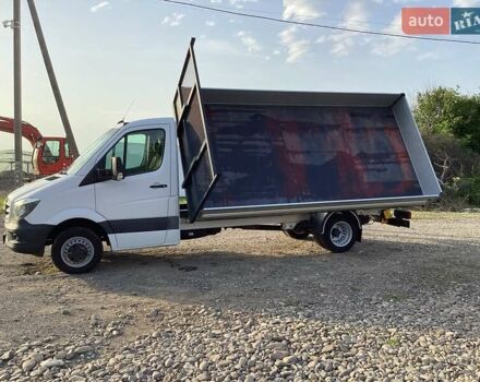 Белый Мерседес Sprinter, объемом двигателя 2.2 л и пробегом 340 тыс. км за 25500 $, фото 3 на Automoto.ua