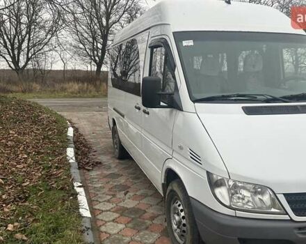 Белый Мерседес Sprinter, объемом двигателя 2.15 л и пробегом 228 тыс. км за 11580 $, фото 27 на Automoto.ua