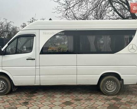 Белый Мерседес Sprinter, объемом двигателя 2.15 л и пробегом 228 тыс. км за 11580 $, фото 17 на Automoto.ua