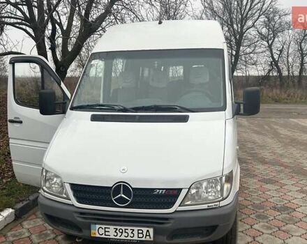 Белый Мерседес Sprinter, объемом двигателя 2.15 л и пробегом 228 тыс. км за 11580 $, фото 2 на Automoto.ua