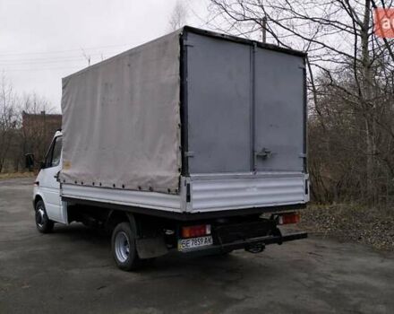 Белый Мерседес Sprinter, объемом двигателя 2.69 л и пробегом 326 тыс. км за 12000 $, фото 3 на Automoto.ua