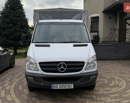 Белый Мерседес Sprinter, объемом двигателя 2.14 л и пробегом 215 тыс. км за 16000 $, фото 3 на Automoto.ua