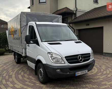 Белый Мерседес Sprinter, объемом двигателя 2.14 л и пробегом 215 тыс. км за 16000 $, фото 2 на Automoto.ua