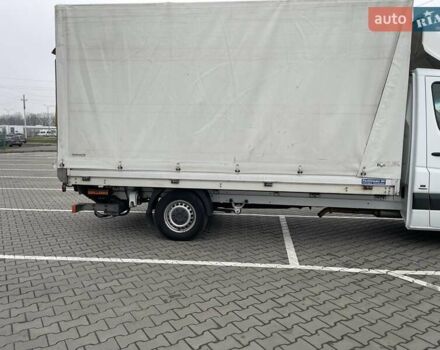 Белый Мерседес Sprinter, объемом двигателя 2.2 л и пробегом 350 тыс. км за 21500 $, фото 26 на Automoto.ua
