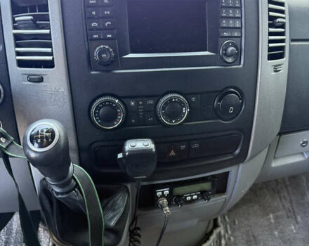 Белый Мерседес Sprinter, объемом двигателя 2.14 л и пробегом 570 тыс. км за 18500 $, фото 7 на Automoto.ua