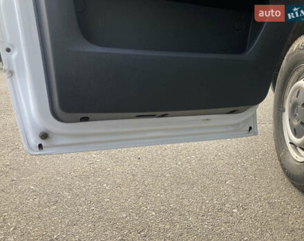 Белый Мерседес Sprinter, объемом двигателя 2.14 л и пробегом 385 тыс. км за 27000 $, фото 10 на Automoto.ua