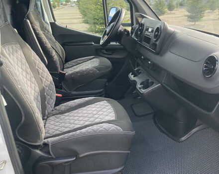 Белый Мерседес Sprinter, объемом двигателя 2.14 л и пробегом 385 тыс. км за 27000 $, фото 19 на Automoto.ua