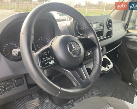 Белый Мерседес Sprinter, объемом двигателя 2.14 л и пробегом 385 тыс. км за 27000 $, фото 13 на Automoto.ua