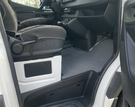 Белый Мерседес Sprinter, объемом двигателя 2.14 л и пробегом 385 тыс. км за 27000 $, фото 15 на Automoto.ua