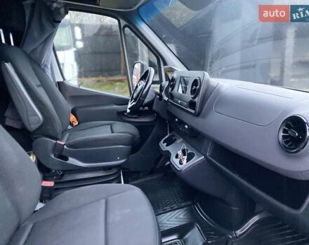Білий Мерседес Sprinter, об'ємом двигуна 2.2 л та пробігом 290 тис. км за 22450 $, фото 42 на Automoto.ua