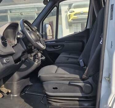Белый Мерседес Sprinter, объемом двигателя 2.2 л и пробегом 308 тыс. км за 20900 $, фото 16 на Automoto.ua