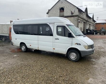 Белый Мерседес Sprinter, объемом двигателя 2.9 л и пробегом 350 тыс. км за 2950 $, фото 2 на Automoto.ua