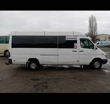 Белый Мерседес Sprinter, объемом двигателя 2.2 л и пробегом 3 тыс. км за 7000 $, фото 3 на Automoto.ua
