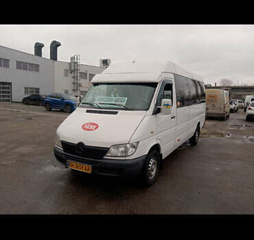Белый Мерседес Sprinter, объемом двигателя 2.2 л и пробегом 3 тыс. км за 7000 $, фото 4 на Automoto.ua
