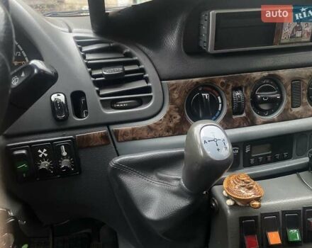 Белый Мерседес Sprinter, объемом двигателя 2.69 л и пробегом 549 тыс. км за 14500 $, фото 3 на Automoto.ua