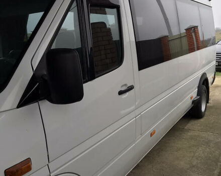 Белый Мерседес Sprinter, объемом двигателя 0 л и пробегом 400 тыс. км за 12000 $, фото 13 на Automoto.ua