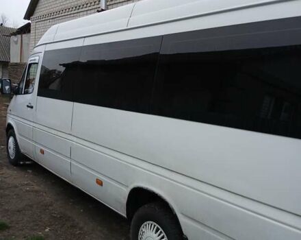 Белый Мерседес Sprinter, объемом двигателя 2.15 л и пробегом 477 тыс. км за 10000 $, фото 7 на Automoto.ua