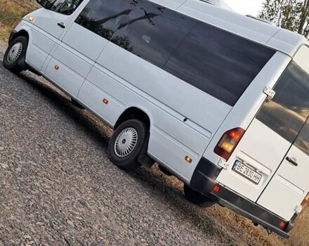 Белый Мерседес Sprinter, объемом двигателя 0 л и пробегом 560 тыс. км за 13600 $, фото 7 на Automoto.ua