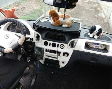 Белый Мерседес Sprinter, объемом двигателя 2.15 л и пробегом 477 тыс. км за 10000 $, фото 1 на Automoto.ua