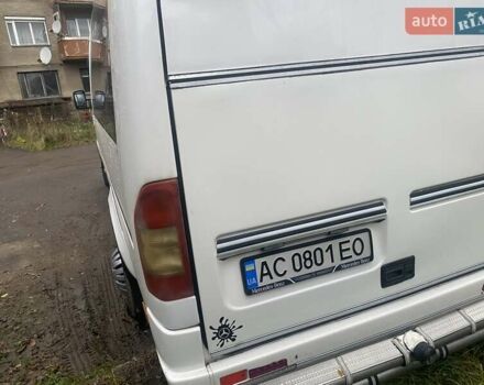 Белый Мерседес Sprinter, объемом двигателя 2.69 л и пробегом 549 тыс. км за 14500 $, фото 4 на Automoto.ua