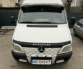 Белый Мерседес Sprinter, объемом двигателя 2.2 л и пробегом 500 тыс. км за 12000 $, фото 1 на Automoto.ua