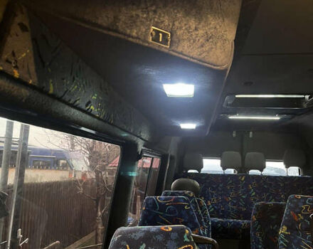 Белый Мерседес Sprinter, объемом двигателя 2.2 л и пробегом 500 тыс. км за 10000 $, фото 10 на Automoto.ua