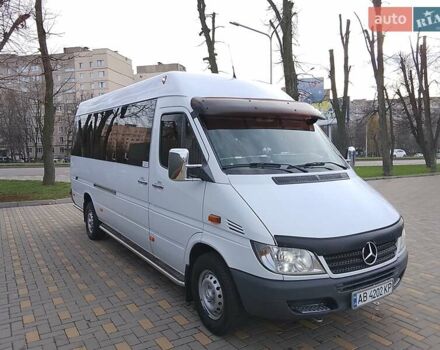 Білий Мерседес Sprinter, об'ємом двигуна 2.15 л та пробігом 500 тис. км за 18000 $, фото 4 на Automoto.ua