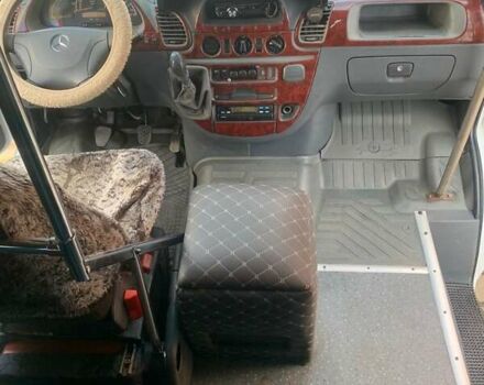 Мерседес Sprinter 2004 в Дубно на Automoto.ua Белый Мерседес Sprinter, объемом двигателя 2.2 л и пробегом 250 тыс. км за 13800 $, фото 13 на Automoto.ua