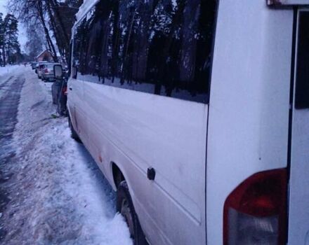 Белый Мерседес Sprinter, объемом двигателя 0 л и пробегом 300 тыс. км за 9000 $, фото 11 на Automoto.ua