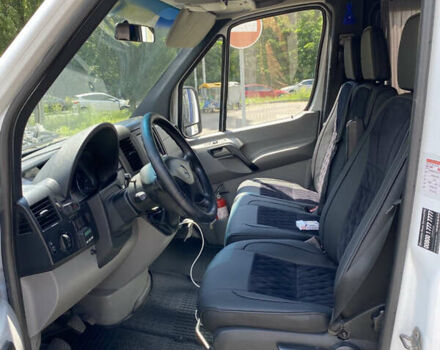 Белый Мерседес Sprinter, объемом двигателя 2.14 л и пробегом 150 тыс. км за 25000 $, фото 6 на Automoto.ua