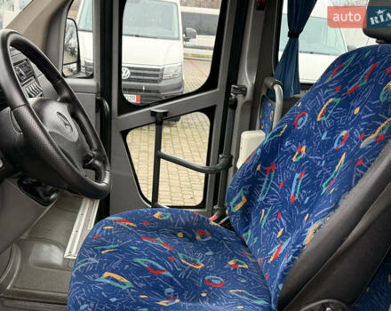 Белый Мерседес Sprinter, объемом двигателя 2.14 л и пробегом 352 тыс. км за 29000 $, фото 6 на Automoto.ua