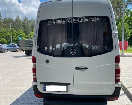 Белый Мерседес Sprinter, объемом двигателя 2.14 л и пробегом 150 тыс. км за 25000 $, фото 3 на Automoto.ua