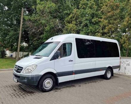 Белый Мерседес Sprinter, объемом двигателя 2.14 л и пробегом 1000 тыс. км за 30000 $, фото 17 на Automoto.ua