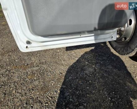 Мерседес Sprinter 2010 у Чернівцях на Automoto.ua Білий Мерседес Sprinter, об'ємом двигуна 2.99 л та пробігом 341 тис. км за 33000 $, фото 34 на Automoto.ua