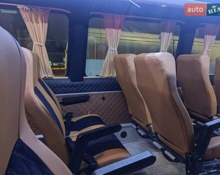 Білий Мерседес Sprinter, об'ємом двигуна 2.14 л та пробігом 800 тис. км за 30000 $, фото 9 на Automoto.ua