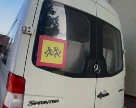Білий Мерседес Sprinter, об'ємом двигуна 0 л та пробігом 400 тис. км за 23000 $, фото 6 на Automoto.ua