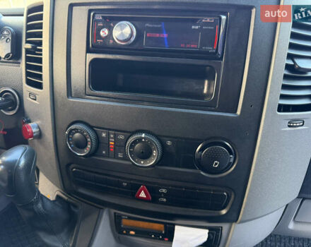 Білий Мерседес Sprinter, об'ємом двигуна 2.2 л та пробігом 346 тис. км за 32999 $, фото 8 на Automoto.ua